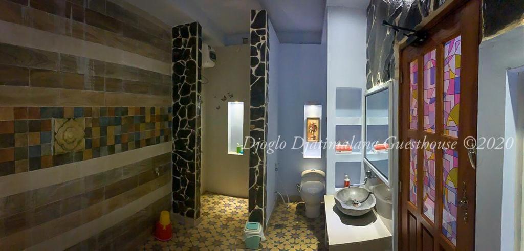Djoglo Djatimalang Guesthouse Blitar Bagian luar foto