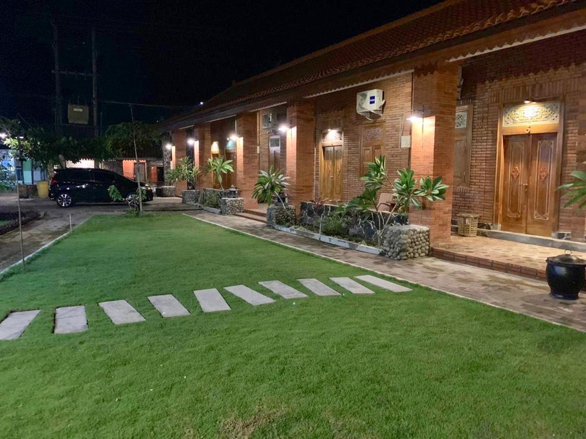 Djoglo Djatimalang Guesthouse Blitar Bagian luar foto